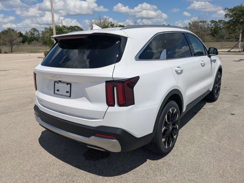 New 2026 Kia Sorento EX FWD image 5