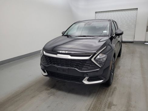 Used 2023 Kia Sportage LX AWD/4WD image 15