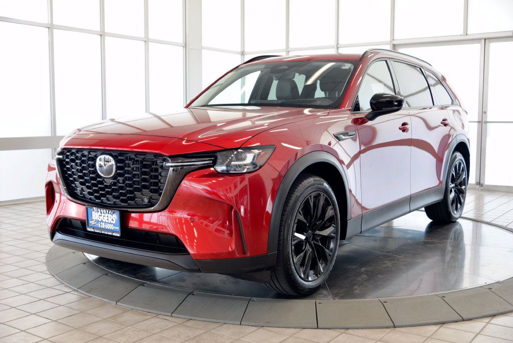 Certified 2026 MAZDA CX-90 Plug-In Hybrid w/Premium Sport AWD/4WD image 4