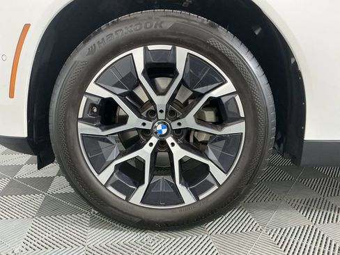 Certified 2025 BMW X3 xDrive30i w/ M Sport Package image 33