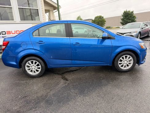 Used 2018 Chevrolet Sonic LT FWD image 6