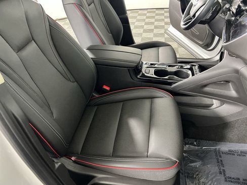 Certified 2023 Buick Envision Essence w/ Sport Touring Package image 28