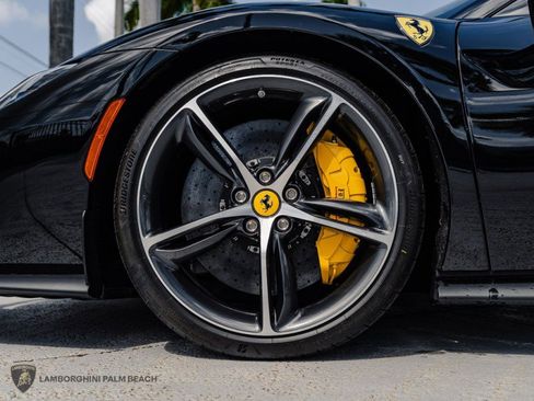 Used 2023 Ferrari 296 GTB RWD image 31