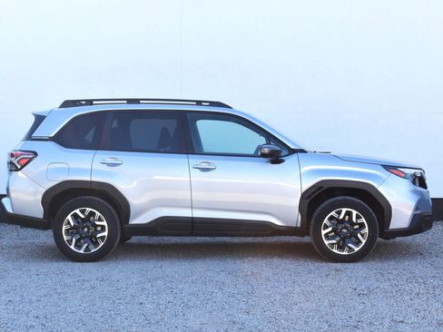 Used 2025 Subaru Forester Premium w/ Convenience Package #1 AWD/4WD image 67