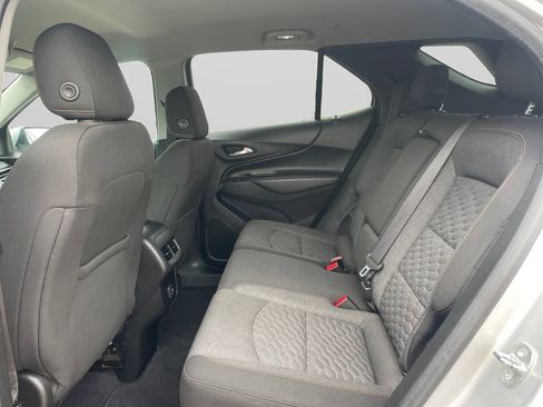 Used 2019 Chevrolet Equinox LT w/ Driver Convenience Package AWD/4WD image 19