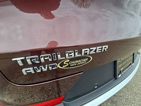Used 2023 Chevrolet TrailBlazer LT w/ Convenience Package image 39