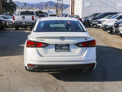 Used 2024 Nissan Altima 2.5 SR image 7