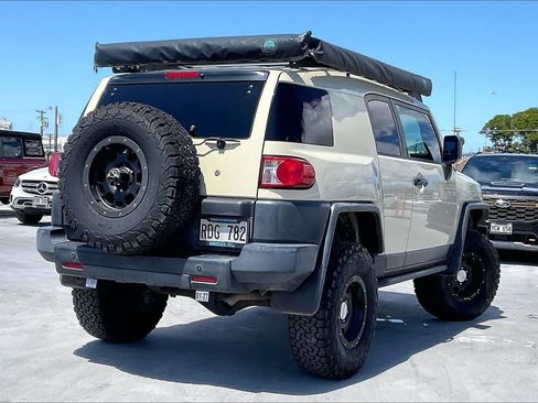 Used 2010 Toyota FJ Cruiser 4WD image 22
