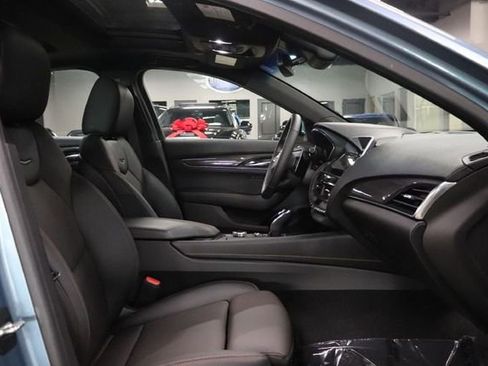 Used 2024 Cadillac CT5 V w/ Premium Package RWD image 24