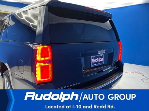 Used 2019 Chevrolet Suburban Premier w/ Premier Plus Edition image 4