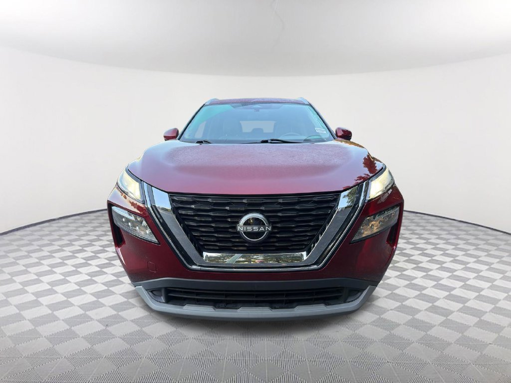 Used 2023 Nissan Rogue SV w/ SV Premium Package FWD image 2