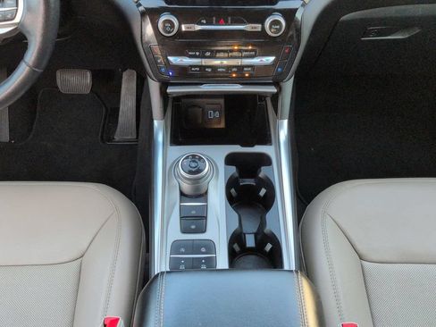 Used 2023 Ford Explorer Limited RWD image 19