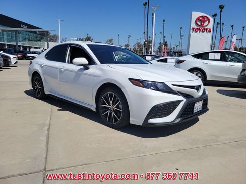 Certified 2024 Toyota Camry SE w/ Blackout Package (TMS) FWD image 2