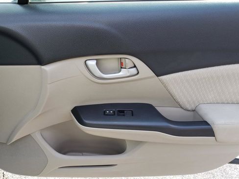 Used 2014 Honda Civic LX image 18