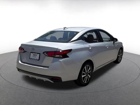 Used 2025 Nissan Versa SV FWD image 14