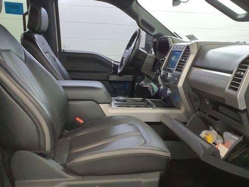 Used 2020 Ford F250 Platinum w/ Tremor Off-Road Package AWD/4WD image 14