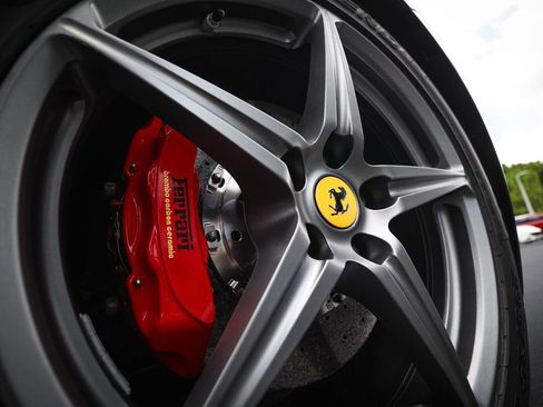Certified 2011 Ferrari 458 Italia Coupe RWD image 14