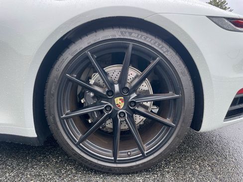 Used 2024 Porsche 911 Carrera 4 image 10