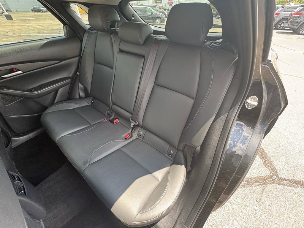Used 2022 MAZDA CX-30 AWD 2.5 S w/ Select Package image 26