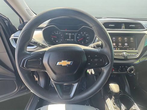 Used 2021 Chevrolet TrailBlazer LS AWD/4WD image 22