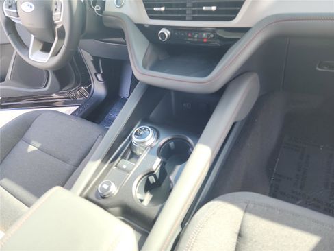 New 2026 Ford Explorer Active image 26