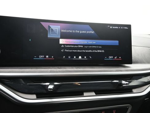 Certified 2025 BMW X5 sDrive40i w/ Climate Comfort Package RWD image 16