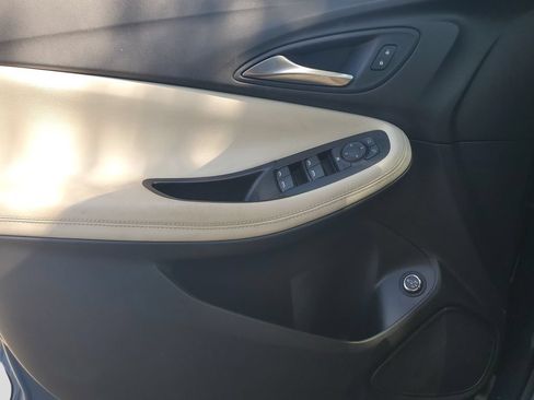 Used 2024 Buick Encore GX Preferred w/ Comfort Package FWD image 18