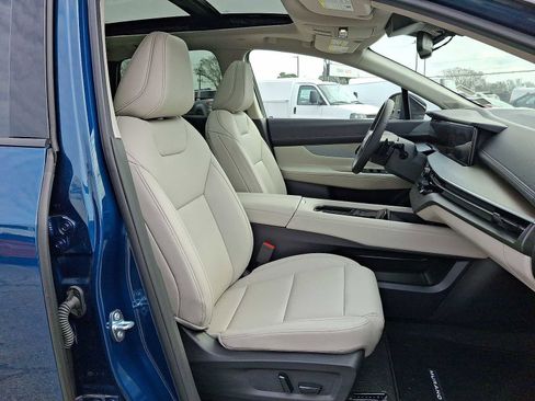 Used 2025 Nissan Murano SL w/ Cargo Package image 34