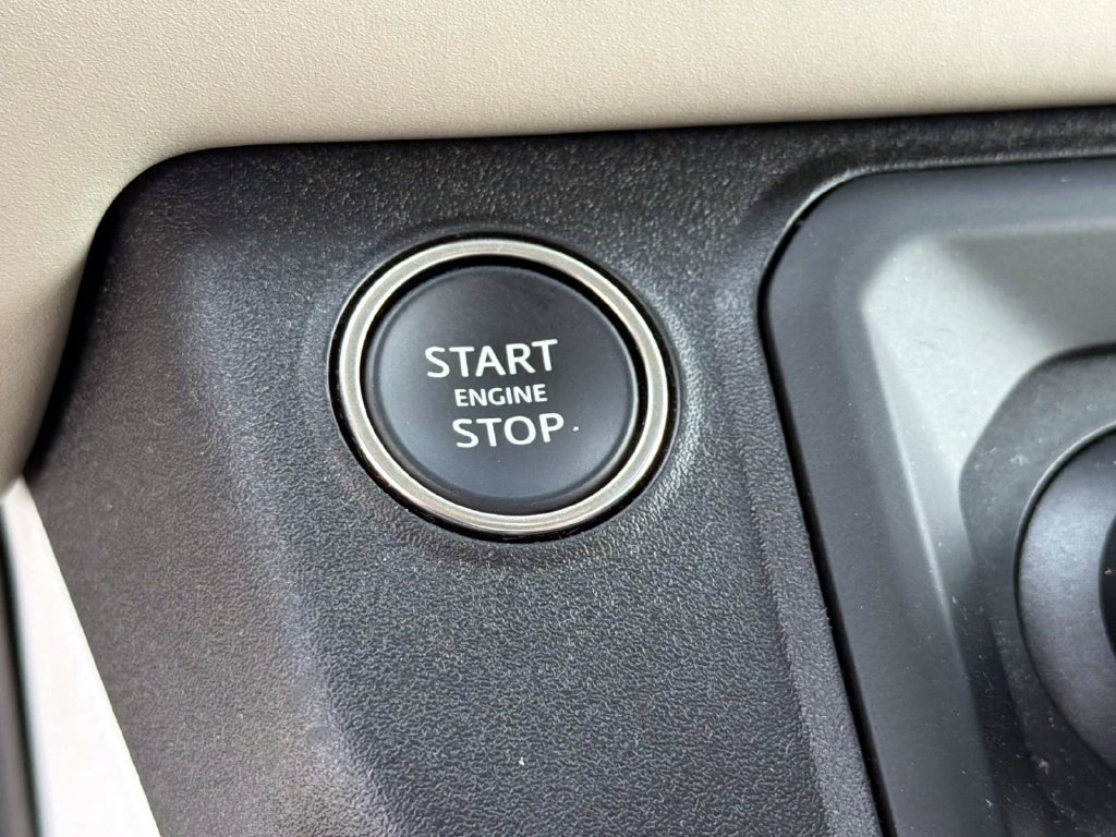 Used 2024 Land Rover Defender 110 S AWD/4WD image 26