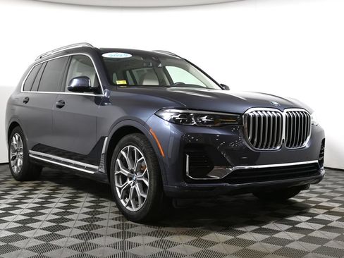 Used 2022 BMW X7 xDrive40i w/ Premium Package AWD/4WD image 9