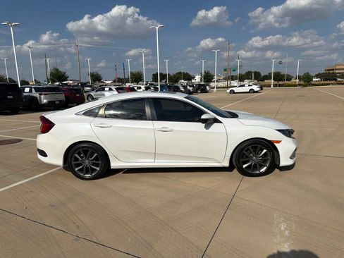 Used 2021 Honda Civic EX image 2