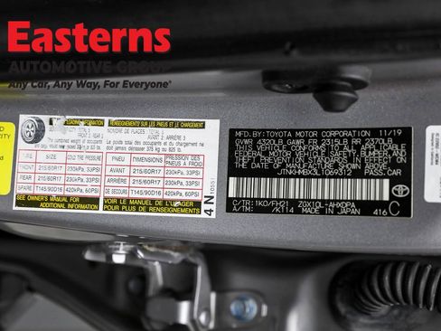 Used 2020 Toyota C-HR LE image 32