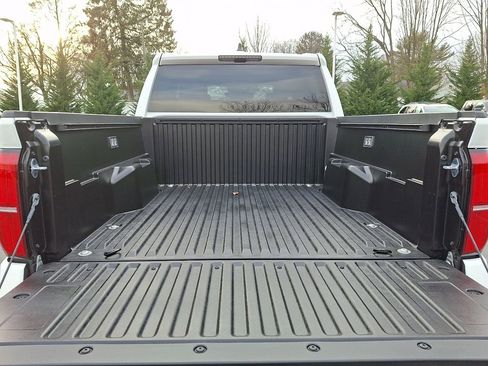 New 2026 Toyota Tacoma TRD Off-Road AWD/4WD image 19