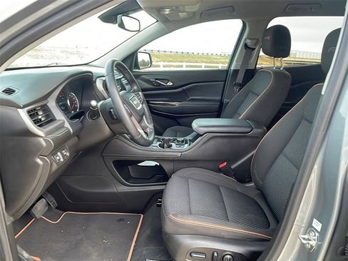Used 2023 GMC Acadia AT4 image 19