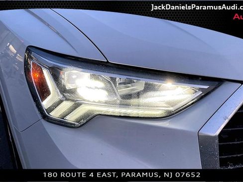 Used 2024 Audi Q3 2.0T Premium Plus image 9