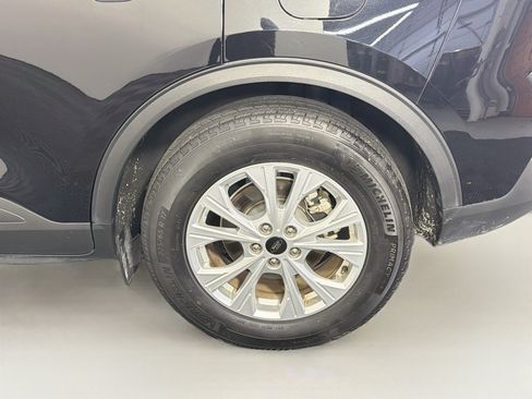 Used 2025 Ford Escape Active FWD image 11