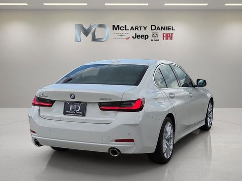 Used 2025 BMW 330i Sedan RWD image 5