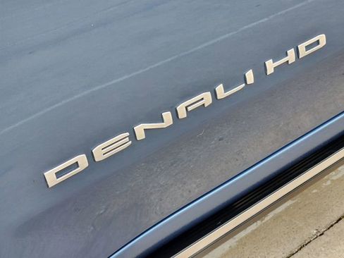Used 2024 GMC Sierra 2500 Denali w/ Denali Reserve Package AWD/4WD image 12
