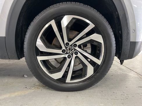 Used 2021 Volkswagen Atlas SEL Premium AWD/4WD image 9