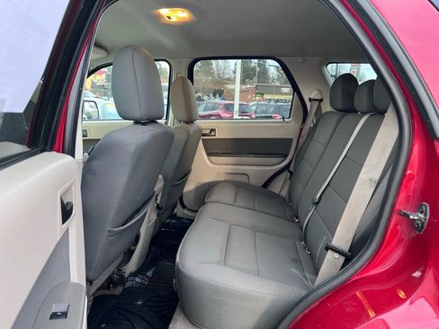 Used 2010 Ford Escape XLT image 15