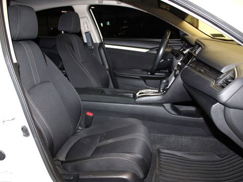 Used 2019 Honda Civic EX image 31