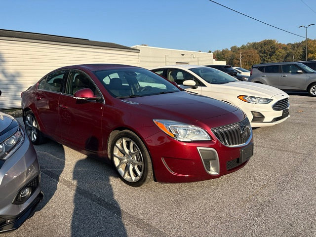 Used 2017 Buick Regal GS w/ Driver Confidence Package #2 FWD image 4