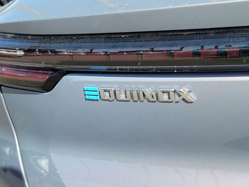 New 2026 Chevrolet Equinox EV LT image 21