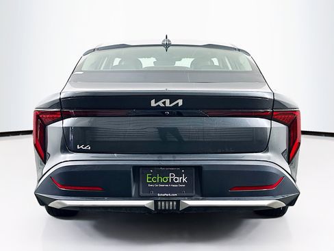 Used 2025 Kia K4 LXS image 7