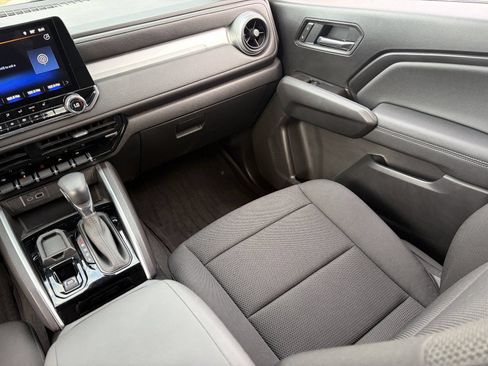 Certified 2026 Chevrolet Colorado LT RWD image 17