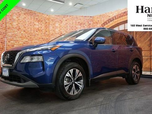 Certified 2021 Nissan Rogue SV image 3