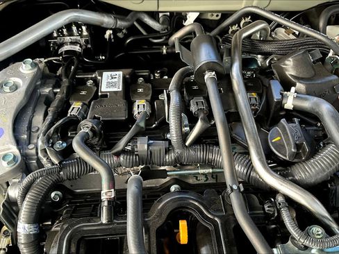 New 2025 Nissan Sentra SV image 17