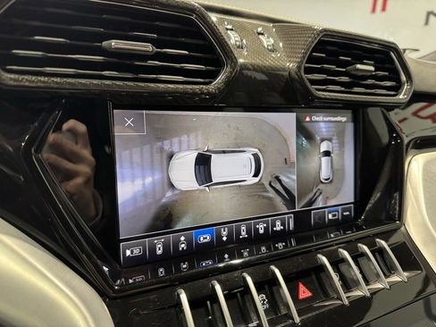 Used 2020 Lamborghini Urus image 33