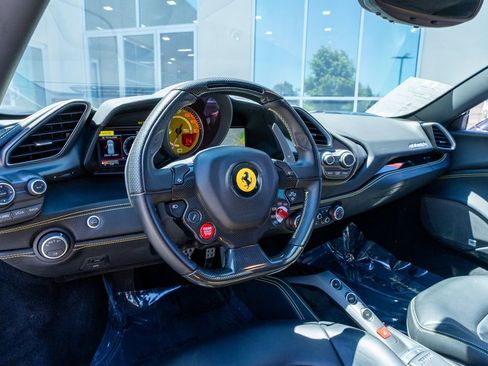 Used 2019 Ferrari 488 GTB RWD image 35