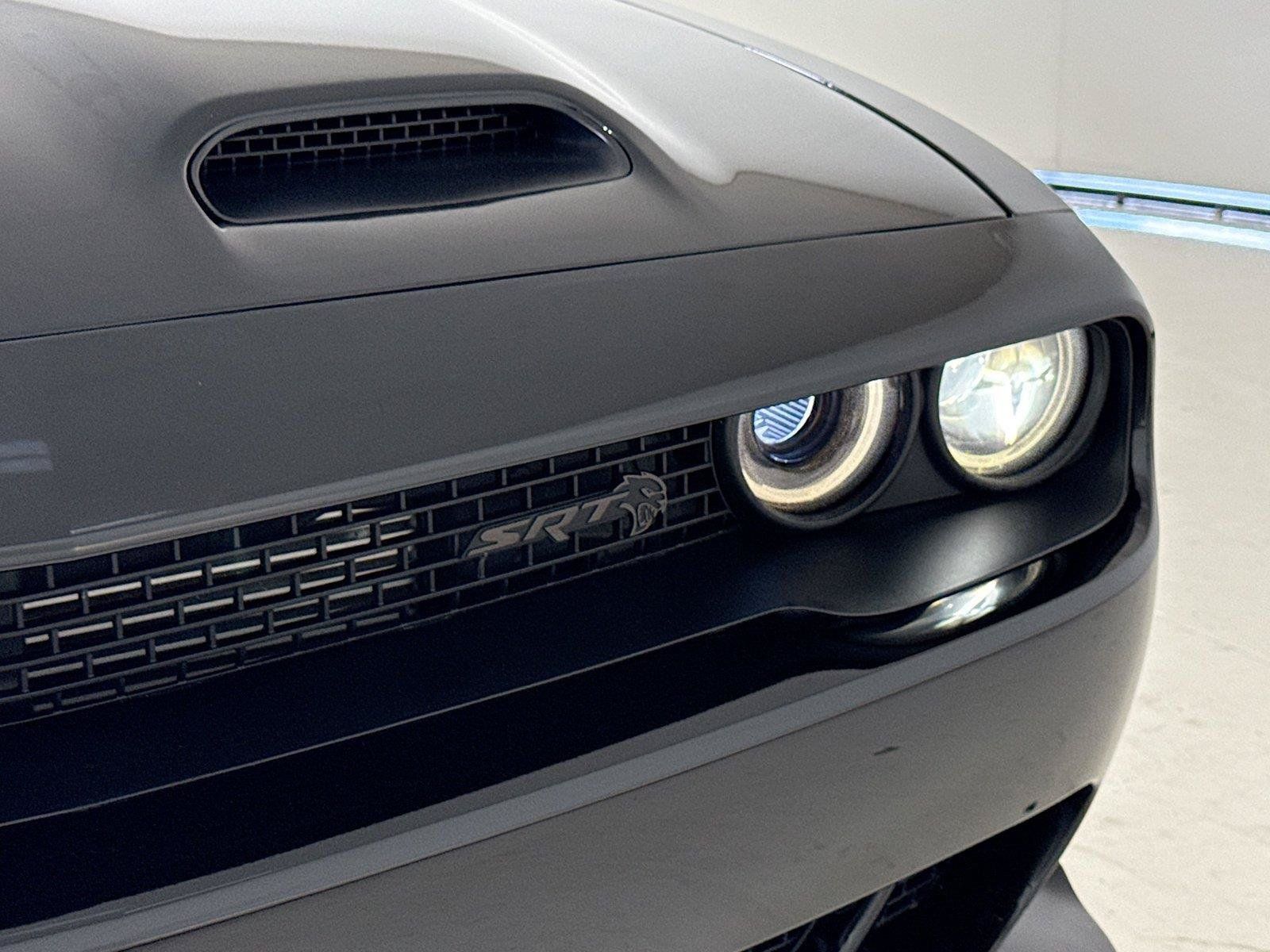 Used 2022 Dodge Challenger SRT Hellcat RWD image 31